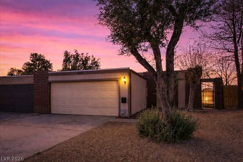 5260 N Lakewood Court, Las Vegas, NV, 89120 | Card Image