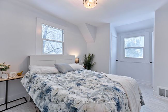 43 Glendale Ave, House other with 3 bedrooms, 2 bathrooms and 2 parking in Deep River ON | Image 25
