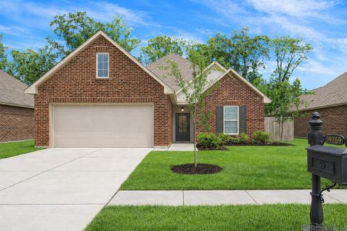 39269 Majestic Wood Ave, Gonzales, LA, 70737-6556 | Card Image