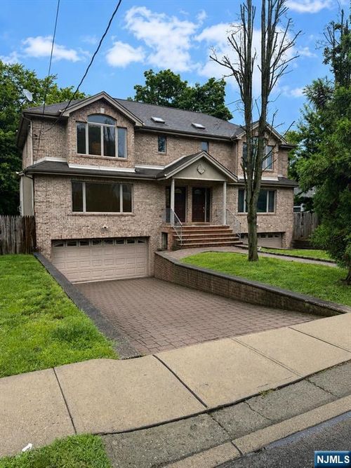 12 Cortland Pl, Tenafly, NJ, 07670-1624 | Card Image