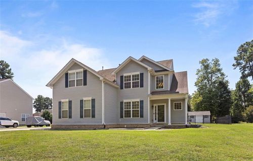 224 Wellington Cir, Smithfield, VA, 23430-6283 | Card Image