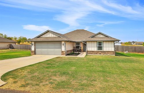 1938 Eli Avenue, Tuttle, OK, 73089 | Card Image
