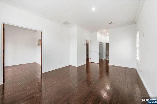 801 W End Ave, House other with 4 bedrooms, 4 bathrooms and null parking in Cliffside Park NJ | Image 18