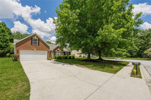 967 Garden Woods Ct, Loganville, GA, 30052-8978 | Card Image