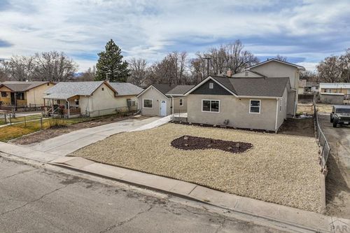 1725 Brown Ave, Pueblo, CO, 81004-2737 | Card Image