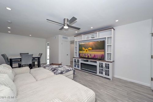 9667 N 111th Ave, Sun City, AZ, 85351-4638 | Card Image