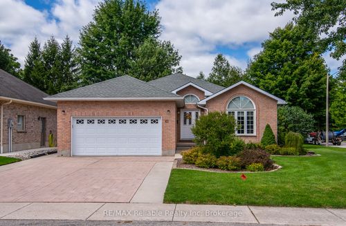 61 Church St, Seaforth, ON, N0K | Card Image