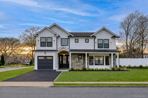 3050 Judith Dr, Bellmore, NY, 11710-5328 | Card Image