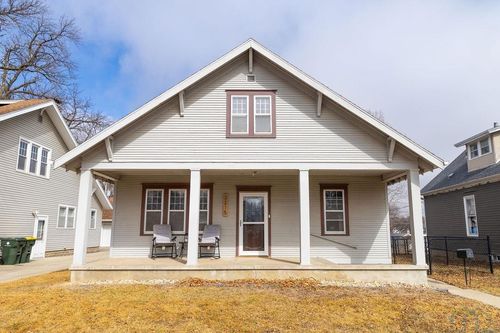 3215 5th Ave, Sioux City, IA, 51106-2704 | Card Image