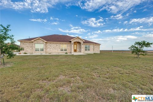 8177 Boenig Rd, Seguin, TX, 78155-1759 | Card Image