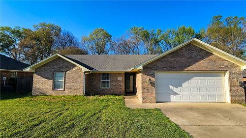 123 Ashbrook Ln, Russellville, AR, 72802-2342 | Card Image