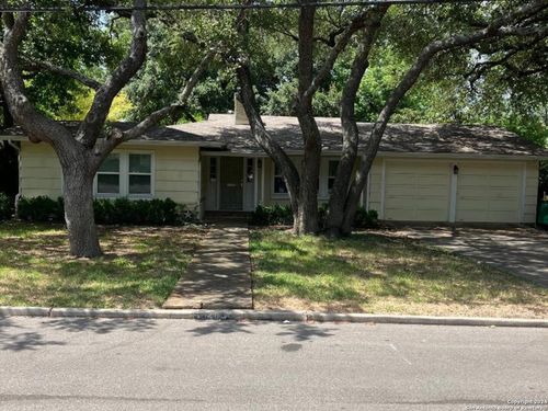 140 Edgewood Pl, San Antonio, TX, 78209-3703 | Card Image