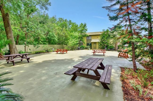 Park & Sitting area | Image 28