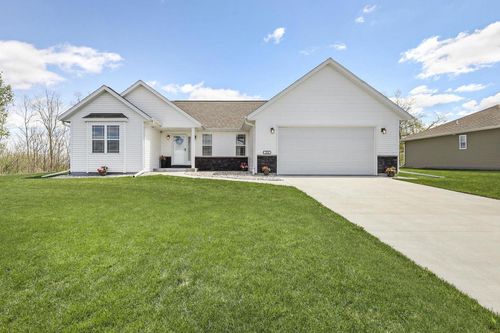 320 Beech Road, WATERLOO, WI, 53594 | Card Image