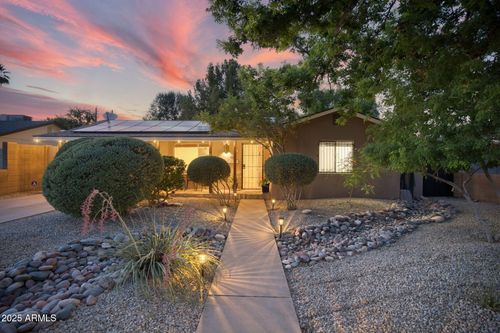 3018 E Mulberry Dr, Phoenix, AZ, 85016-7546 | Card Image