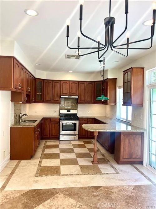 25292 De Salle St, Laguna Hills, CA, 92653-5048 | Card Image