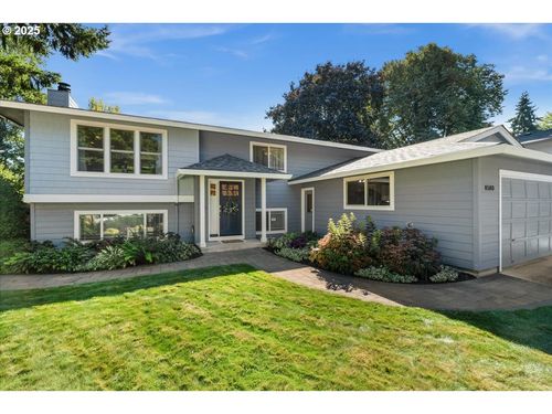 8580 Sw Inez St, Tigard, OR, 97224-5864 | Card Image