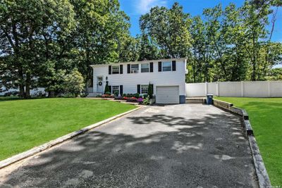 30 Mayflower Lane, House other with 3 bedrooms, 1 bathrooms and null parking in East Setauket NY | Image 2