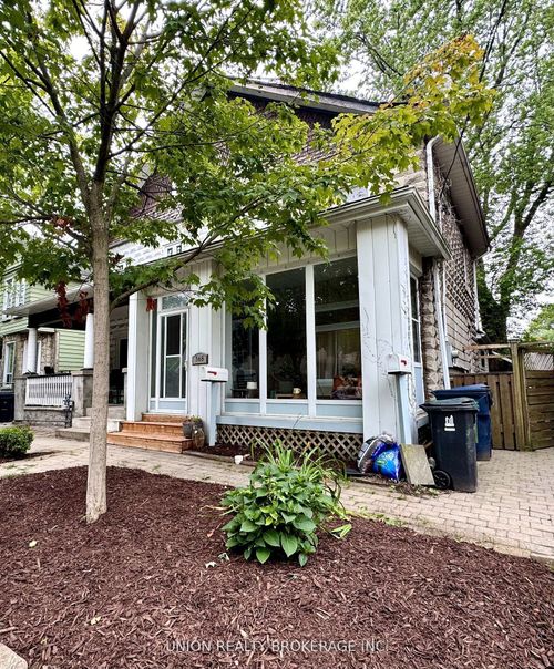 368 Main St, East York, ON, M4C4X8 | Card Image