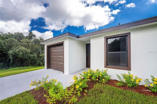 242 Organ St, Punta Gorda, FL, 33982-8438 | Card Image
