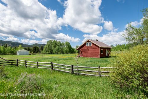 21850 Buffalo Valley Rd, Moran, WY, 83013 | Card Image