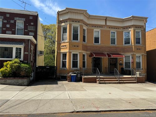 82-72 88th Place, New York, NY, 11385 | Card Image