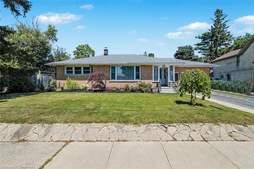 620 North St, Cambridge, ON, N3H1G7 | Card Image