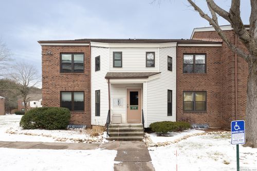 48-48 Wellington Dr, Farmington, CT, 06032-3212 | Card Image