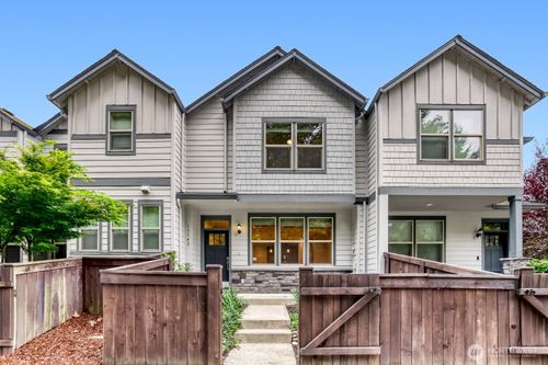 13742 Nw 7th Ave, Vancouver, WA, 98685-2504 | Card Image