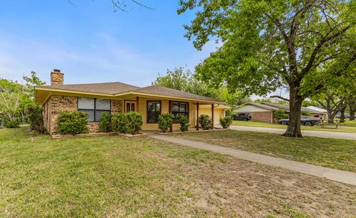212 W Mcafee Dr, Mabank, TX, 75147-3706 | Card Image