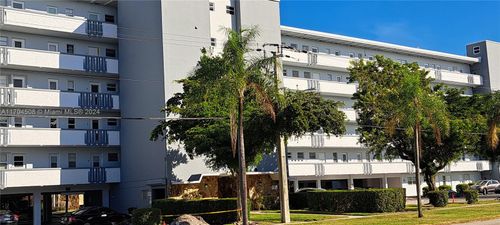 307-1425 Atlantic Shores Blvd, Hallandale Beach, FL, 33009 | Card Image