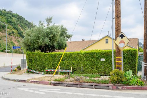 5621 Carlota Blvd, Los Angeles, CA, 90042-4615 | Card Image