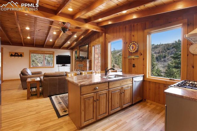 6510 Spruce Ave, House other with 3 bedrooms, 3 bathrooms and null parking in Green Mountain Falls CO | Image 15