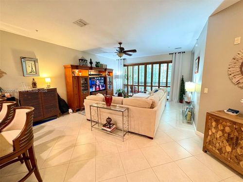 2-315-2901 Nw 126th Ave, Sunrise, FL, 33323-6325 | Card Image