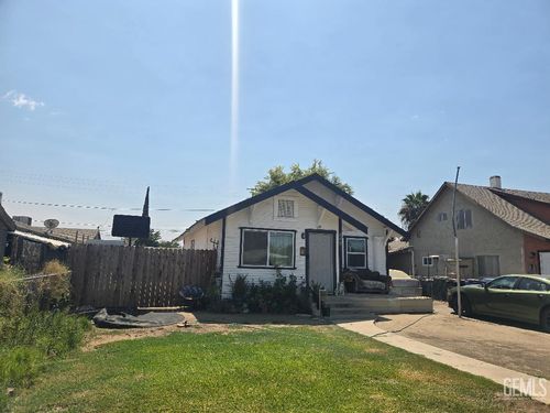 249 Robertson Ave, Mc Farland, CA, 93250-1151 | Card Image