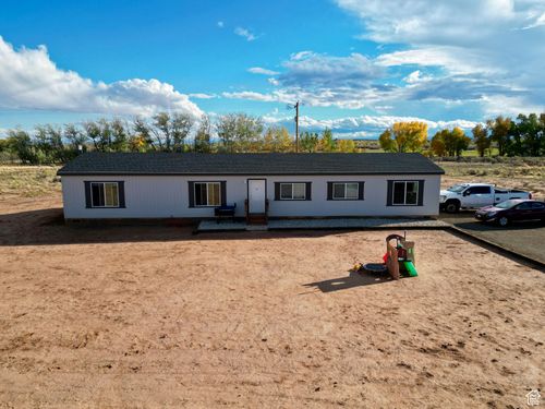 5104 W 5550 N, Roosevelt, UT, 84066-4969 | Card Image