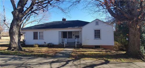 2729 Patrick Ave, Winston-Salem, NC, 27105-4447 | Card Image