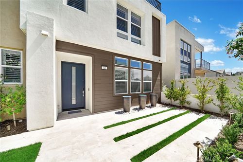 249 Chorus, Irvine, CA, 92618-1415 | Card Image