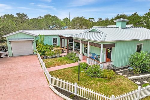 53 Old Cottage Beach Dr, Rockport, TX, 78382-7769 | Card Image