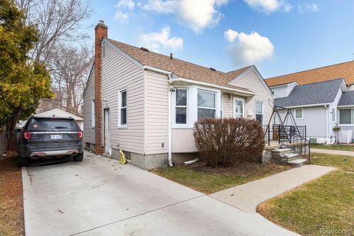 1060 Capitol Ave, Lincoln Park, MI, 48146-2932 | Card Image