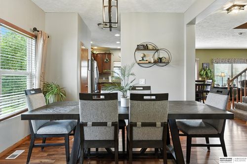 10505 N 152nd Avenue Cir, Bennington, NE, 68007-5578 | Card Image