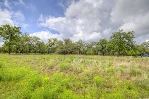 1251 Trailhead, New Braunfels, TX, 78132-2985 | Card Image