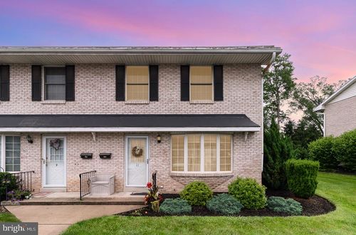 11 Bentley Pl, Carlisle, PA, 17013-4425 | Card Image