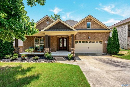 6812 Breyerton Way Se, Owens Cross Roads, AL, 35763-8804 | Card Image