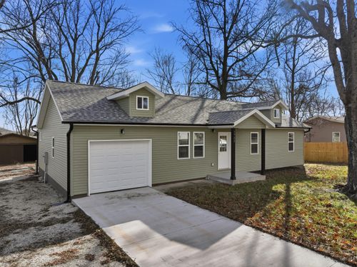 1922 Village Ln, Bolivar, MO, 65613-2804 | Card Image