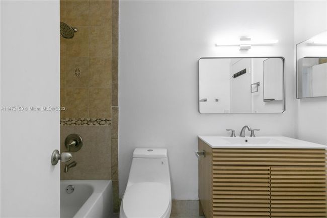 APT-7 - 2790 W 60 Th St, Condo with 2 bedrooms, 2 bathrooms and null parking in Hialeah FL | Image 8