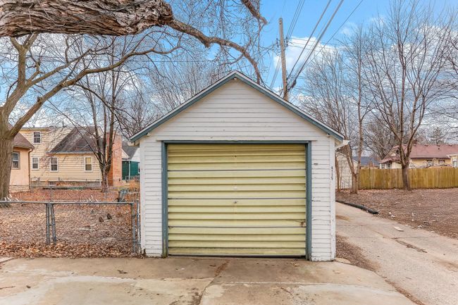 33-web-or-mls-4115-N-Penn-Ave-32.jpg | Image 32