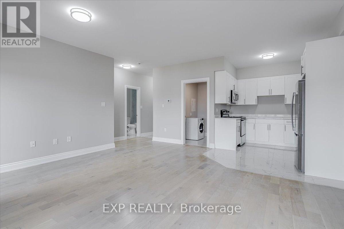Residential Lease in Pelham (Fonthill) 3