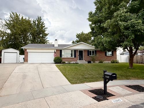 11047 S Lamasa Cir, Sandy, UT, 84092-5066 | Card Image