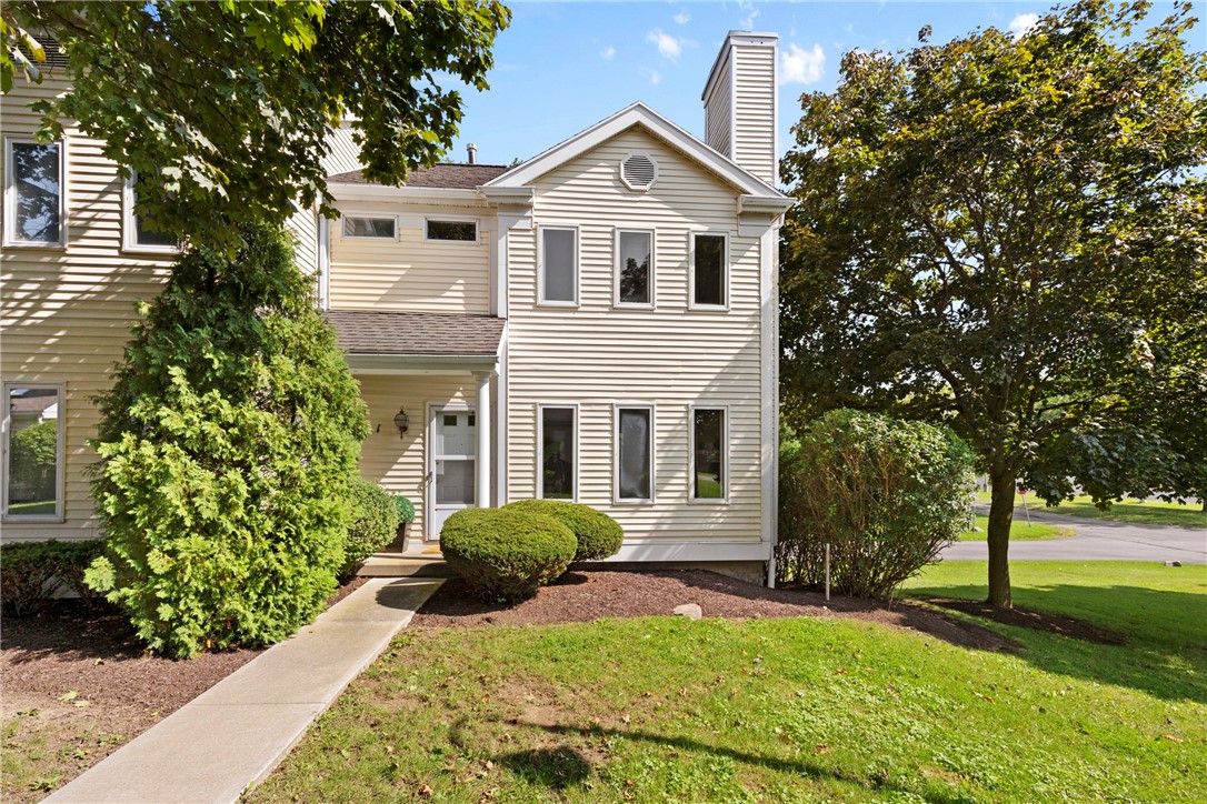 Mule Path Cir, Rochester, NY 14606
